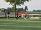 Training lagere seniorenteams S.K.N.W.K. van donderdag 1 mei 2025 (55/87)